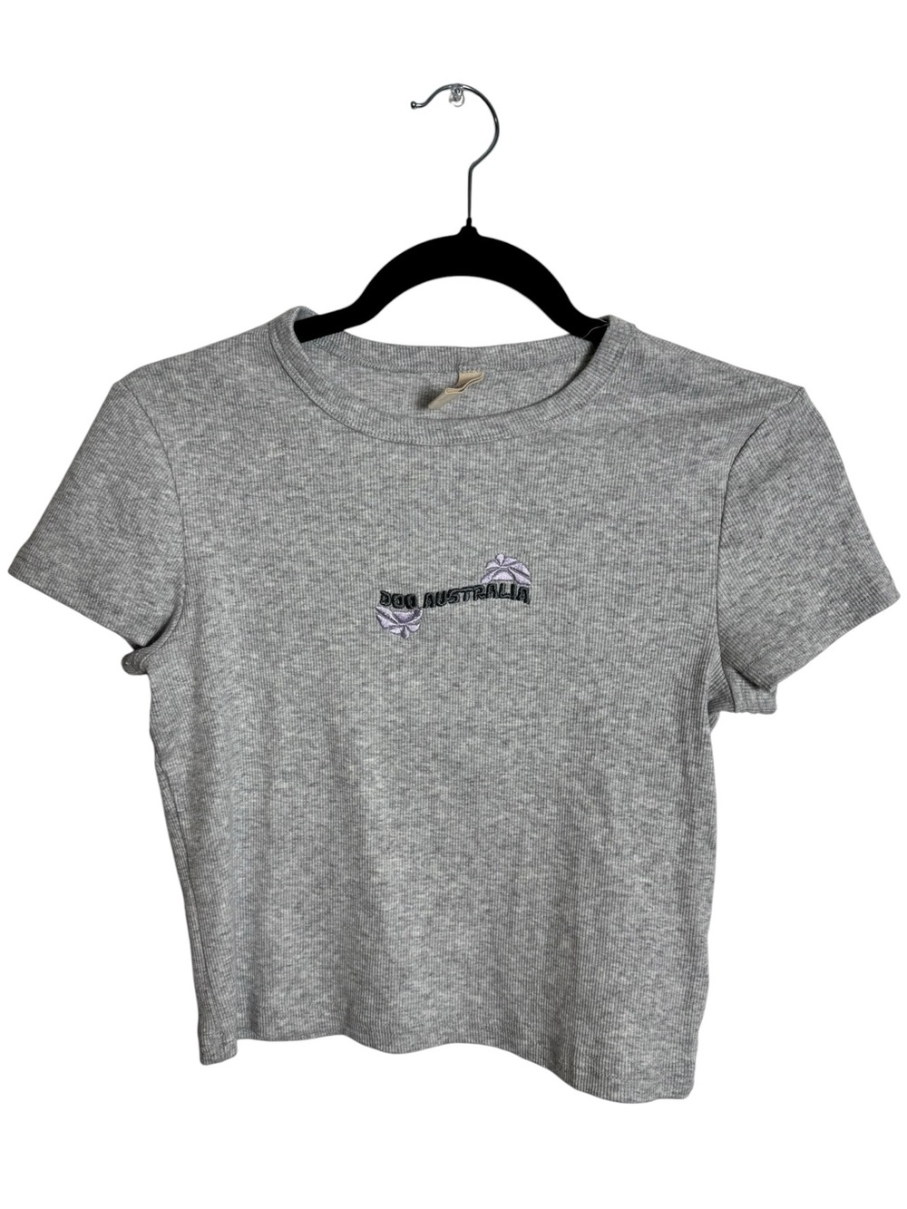 Doo Australia Heather Grey Ribbed Palm Tree Embroidered Crop Baby Tee
